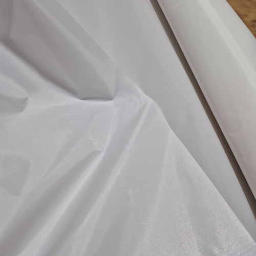 Tela Por Metro Silver Para Pilotines,banderines 1.4m Ancho Blanco Blanco / Blanco