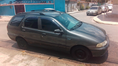 Fiat Palio Weekend 2000 1.0 6 Marchas 5p