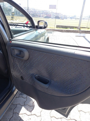 Imagem 15 de 15 de Chevrolet Corsa 2012 1.4 Maxx Econoflex 5p