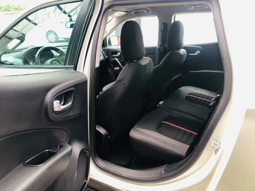 Fiat Toro Fiat Toro Freedom 1.8 AT6 4x2 (Flex)