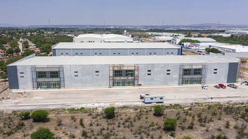 Nave Ind De 6,920 M2 / Divisible / León Gto