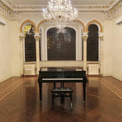 Imagem 3 de 10 de Aluguel De Piano De Cauda E Piano Digital De Cauda
