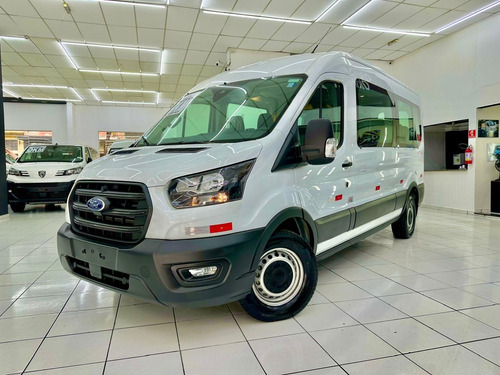 Nova Ford Transit 15 Lugares Automática