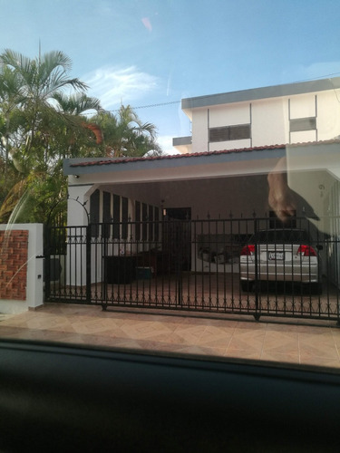 Vendo Casa En La Moraleja Santiago