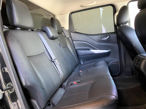 Nissan NP300 Frontier 2.5 Platinum Le Aa Mt