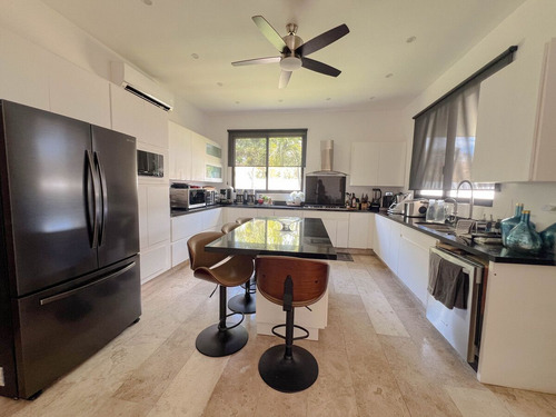 Casa En Temozon En Venta Con Paneles Solares