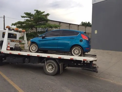 Imagem 1 de 1 de (09) Sucata Ford New Fiesta 1.6 2014 (retirada Peças)