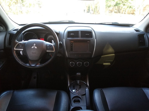 Imagem 11 de 15 de Mitsubishi Asx 2.0 2wd Cvt Automático Gasolina 2016