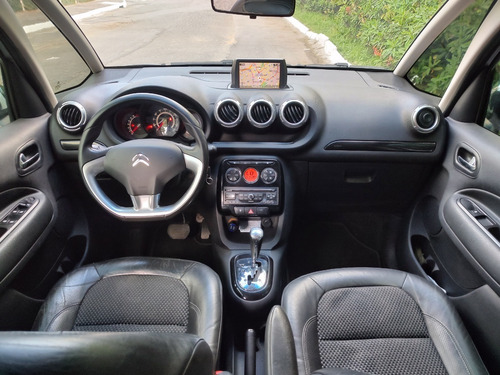Imagem 6 de 15 de Citroen C3 Picasso Exclusive 1.6 Flex 2012