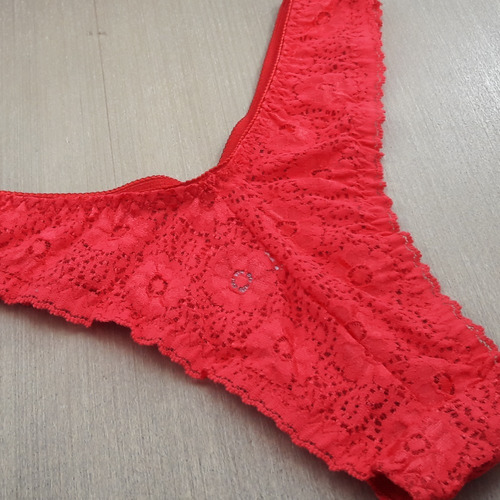 Calcinha Plus Size Sensual Em Renda Rosset Com Laço De Cetim