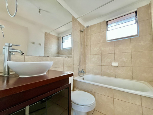 Cómoda Casa Con Excelente Ubicación En Buin