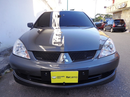 Imagen 2 de 10 de Mitsubishi Lancer Touring 2012 2.0 Automático