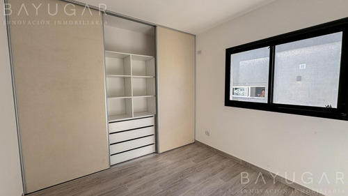 Venta Casa - Barrio Privado Santa Emilia / Pilar Del Este