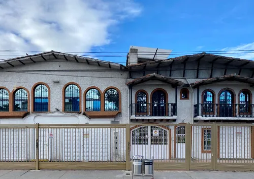 Amplia Propiedad Comercial En Ubicación Estratégica