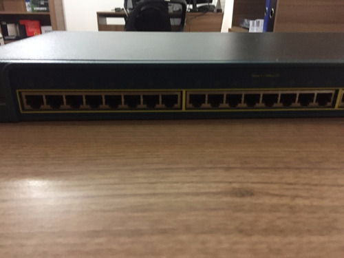 Switch Cisco Catalyst 2950 10/100 24p