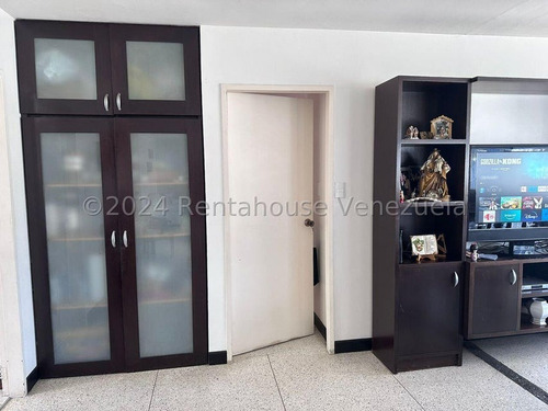 Se Vende Bello Apartamento En Las Acacias Mls 25-12945