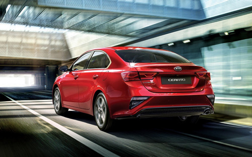 Kia Cerato 2.0 Sx At6 5 P