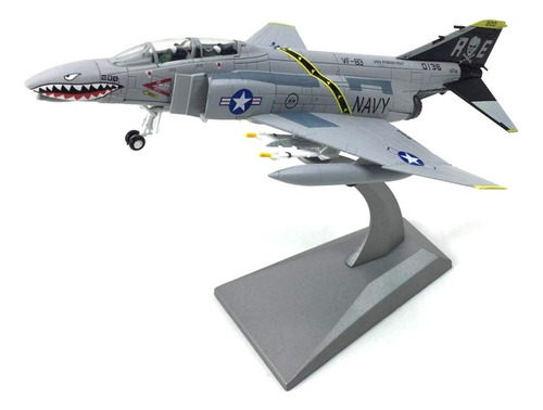 Modelo De Avión De Combate Con Base En Portaaviones F-4