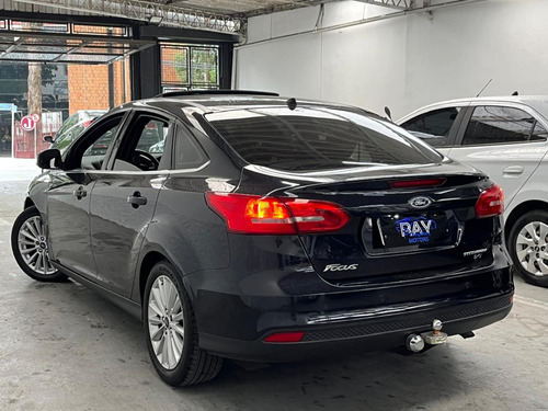 Ford Focus Fastback 2.0 Titanium Flex Powershift 4p