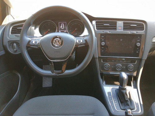 Volkswagen Golf Confortline 1,4 Dsg