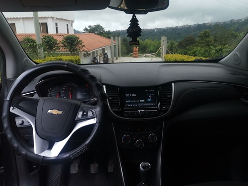 Imagen 4 de 5 de Chevrolet Tracker 2018 1.8 Ls
