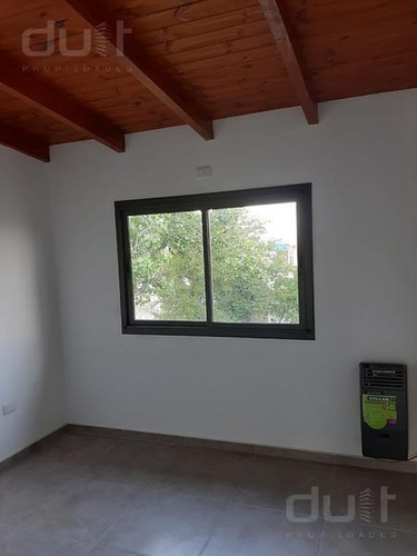 Imagen 15 de 24 de Venta De Duplex 2 Dormitorios En B° San Fernando - Complejo Cerrado