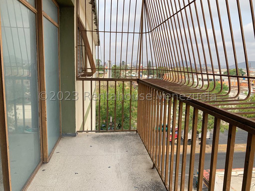 Lindo Edificio Comercial En Venta En Centro Barquisimeto Jr