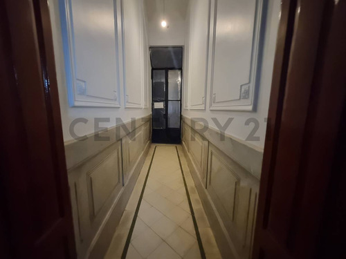 Venta Casa 4 Ambientes Refaccionada En Balvanera