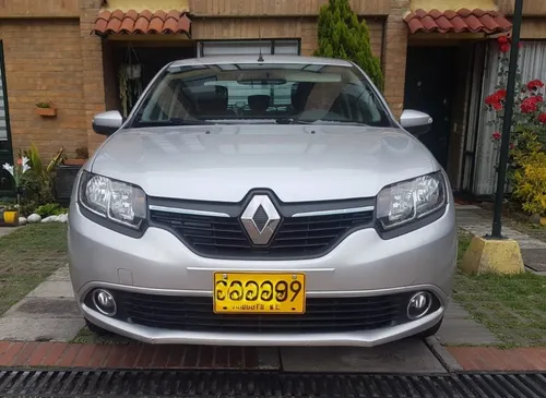 Renault Logan 1.6 Privilege / Intens