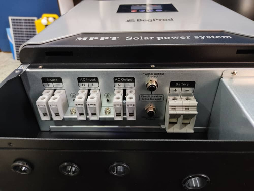 Imagen 3 de 4 de Inversor Hibrido Nkm Mppt 1kw 24v - 110v 30a