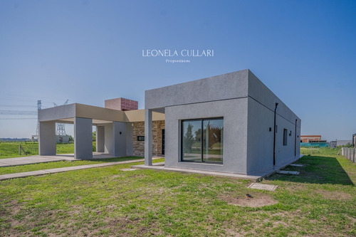 Venta - Casa - Barrio La Magdalena - Canning