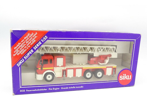 Siku 1/55 - Mercedes Bomberos Firefighters 3433