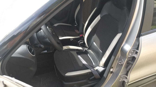 Renault Kwid 2018 1.0 12v Intense Sce 5p