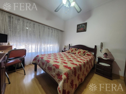 Venta De Casa De 3 Ambientes Con Patio En Wilde