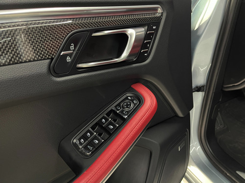 Porsche Macan 3.7 Turbo At