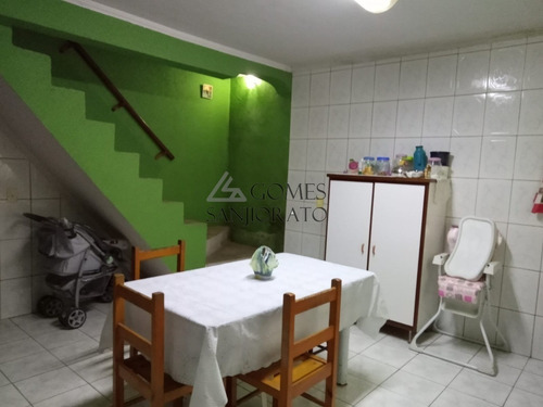 Imagem 2 de 10 de Sobrado Para Venda No Parque São Vicente Em Mauá - Sp - Com Dois Dormitórios, Uma Suíte, Um Banheiro, Um Lavabo, 5 Vagas De Garagem - So00428 - 70041527
