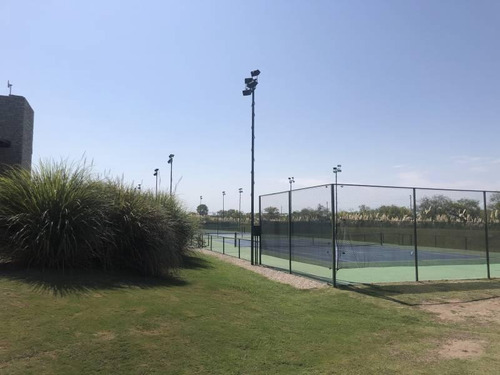 Imagen 5 de 8 de Lote Con Amarra En El Naudir -