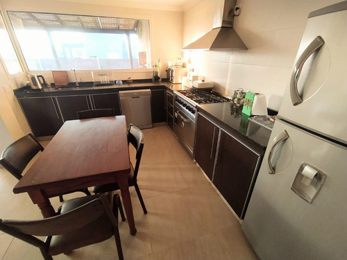 Imagen 20 de 30 de Venta Casa Moderna, Barrio Laguna Azul