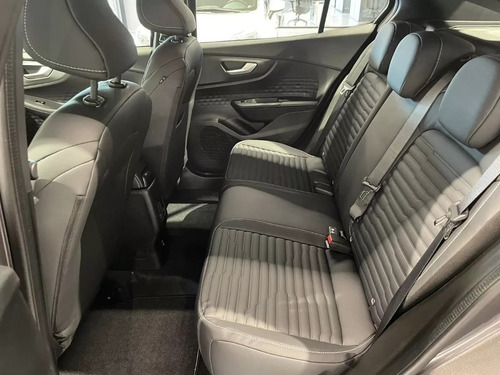 Fiat FASTBACK 1.3 T270 At6