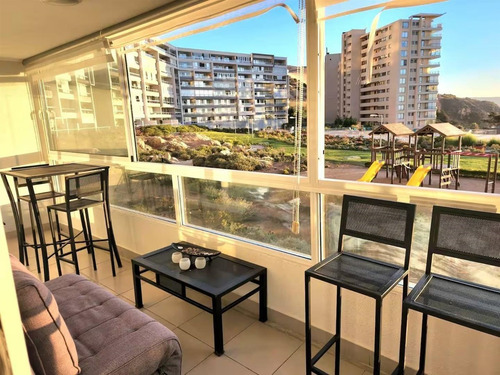 Departamento En Arriendo De 2 Dorm. En Concón