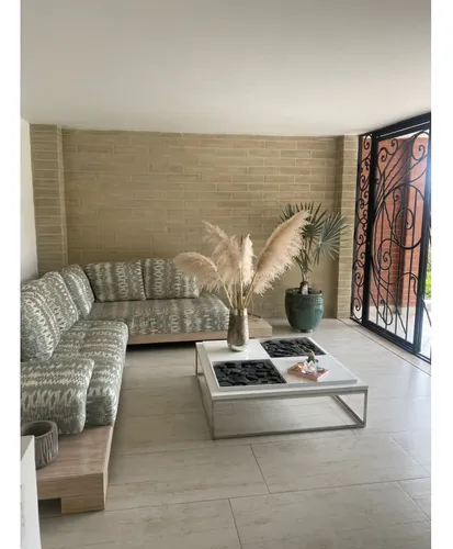 Casa Para Renta Amoblada En El Poblado Cola Del Zorro