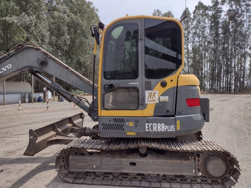Imagem 6 de 8 de Escavadeira Volvo Erc88