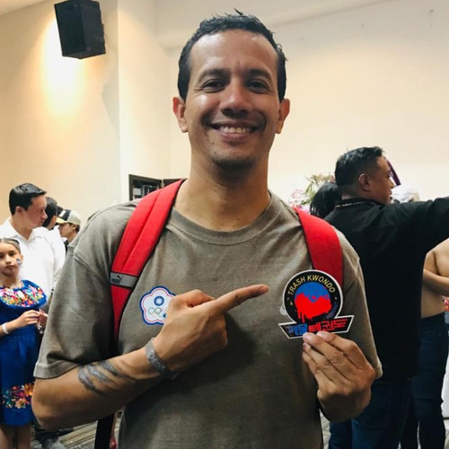 Imagen 3 de 3 de Playera Trashkwondo Óscar Salazar (100% Poliéster)