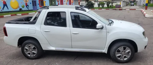 Renault Duster Oroch 2.0 Intens