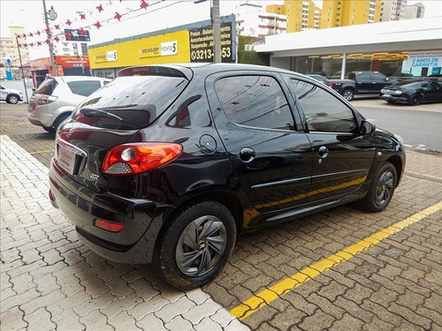 Imagem 2 de 10 de Peugeot 207 1.4 Xr 8v Flex 4p Manual 2012