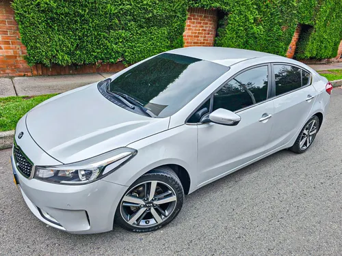 Cerato Pro Sx At 1.6l 2ab Abs Fe