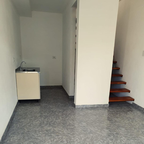Imagen 5 de 5 de Duplex A Estrenar En Castelli 3100