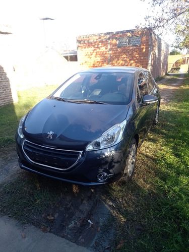 Peugeot 208 1.6 Feline