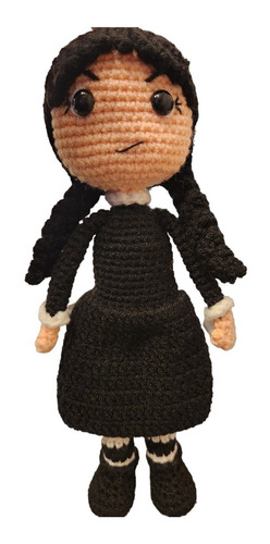 Merlina Adams Muñeca Tejida Amigurumi 