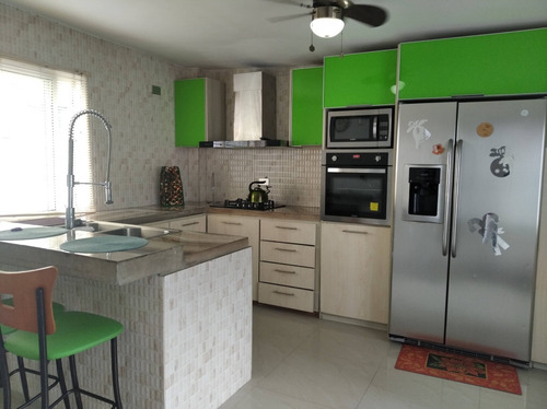 Se Vende Casa Quinta 450m2 Bosques De La Lagunita